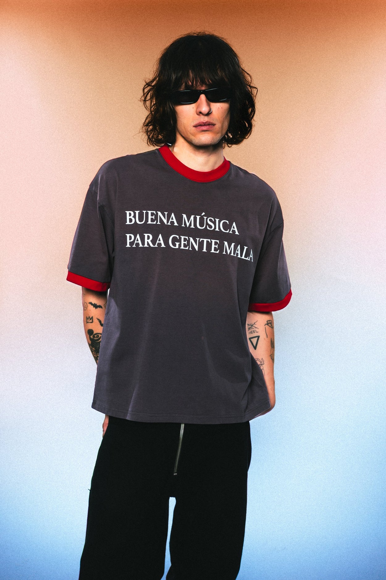 Buena Musica Para Gente Mala Ringer Tee