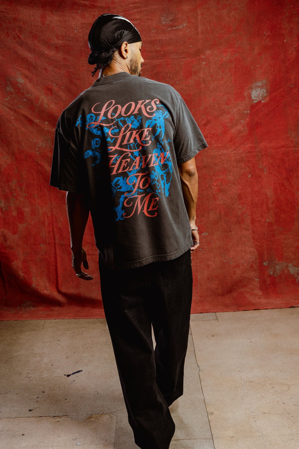Looks Like Heaven To Me Tee (Vintage Black)