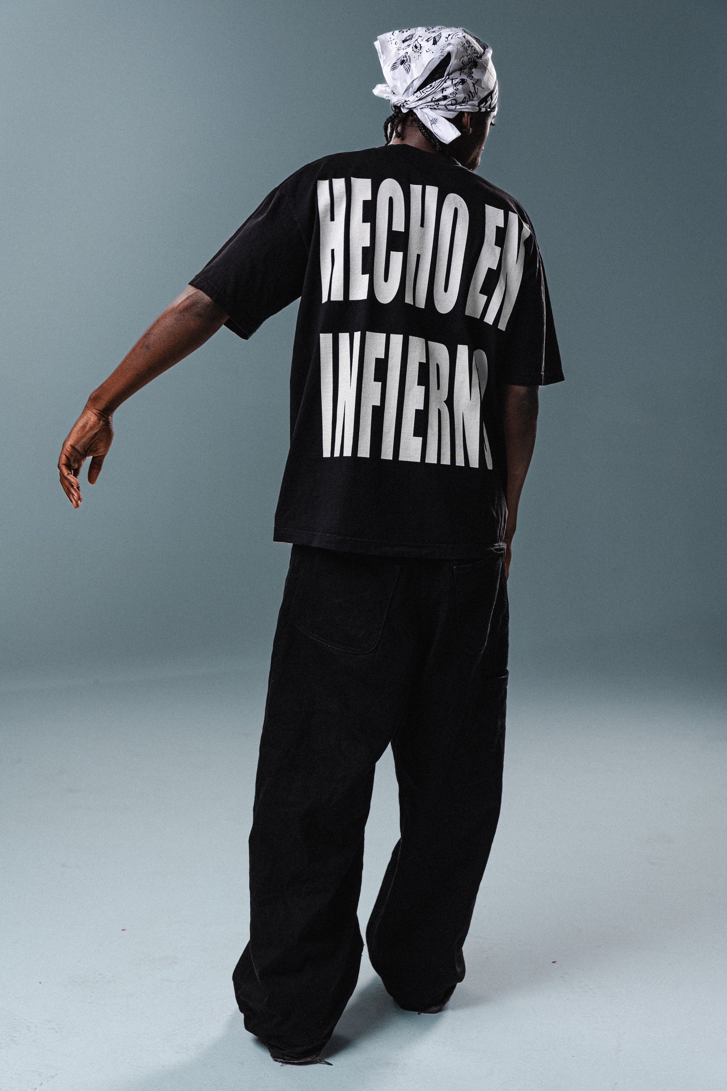 Hecho En Infierno Tee