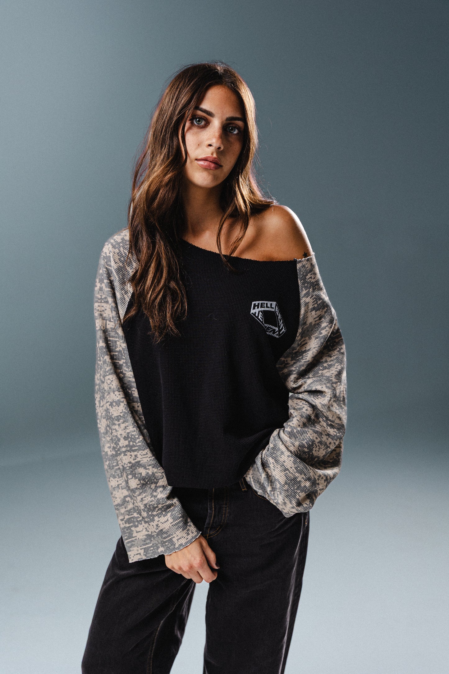 Off The Shoulder Hellbent Camo Thermal